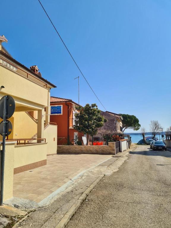 Apartments Manuel Novigrad Istria Exteriör bild